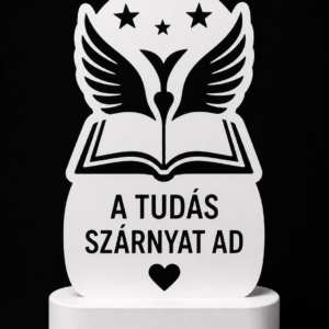 tudas szarnyat ad